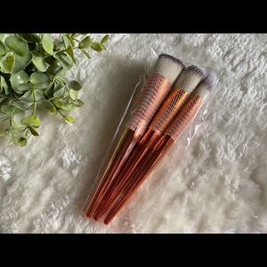 𝙰𝚕𝚊𝚖𝚊𝚛 𝙱𝚛𝚞𝚜𝚑 𝚂𝚎𝚝